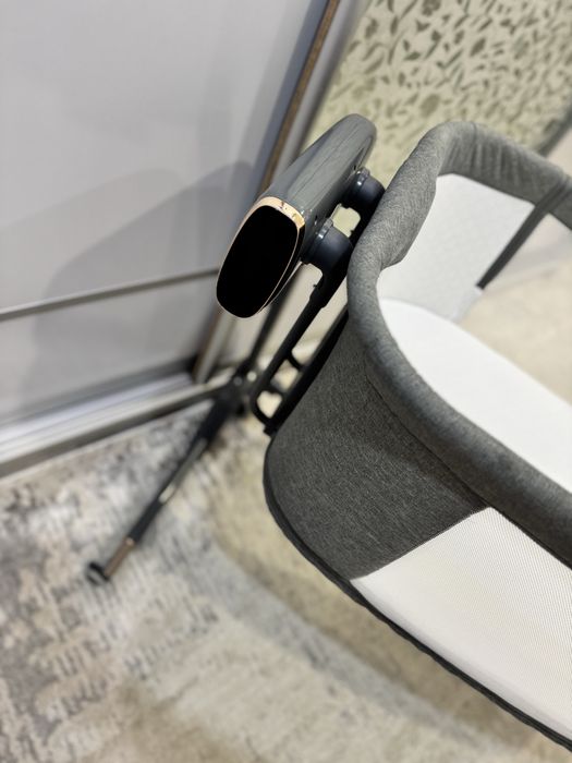 Продам детскую кроватку Kidilo