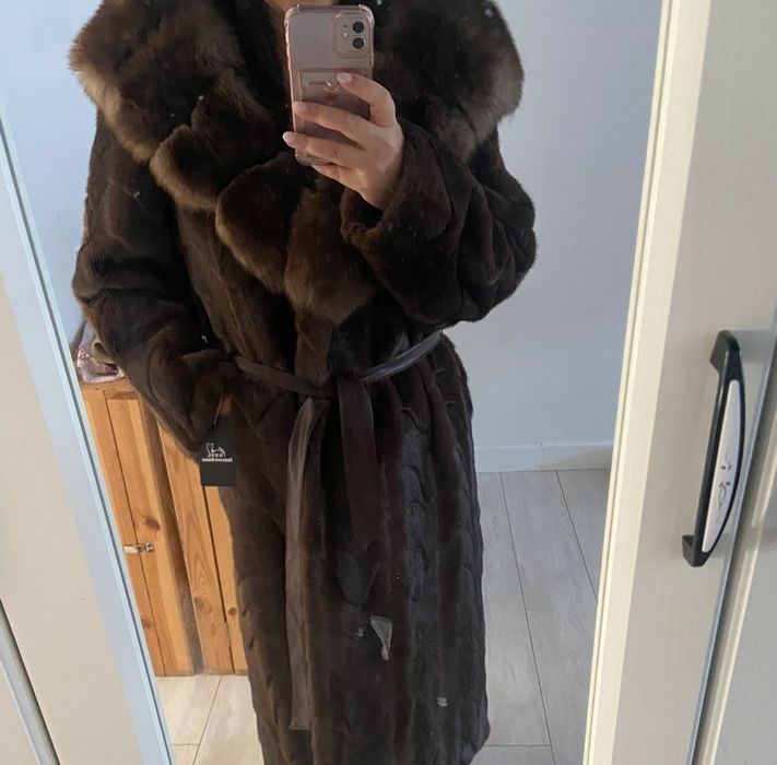Продаётся новые шубы
