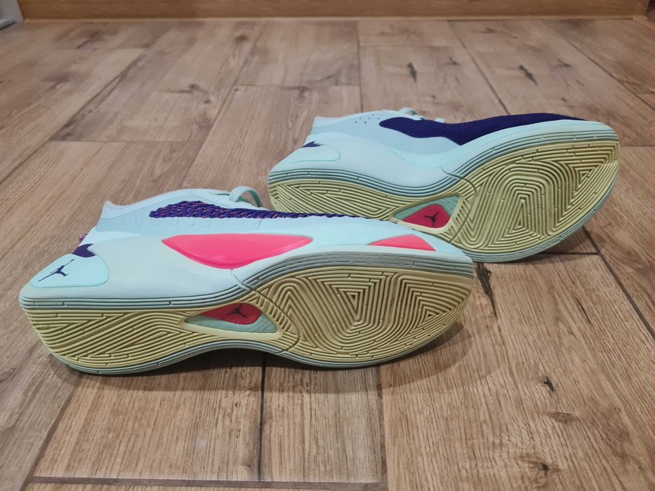 Маратонки EUR 40.5