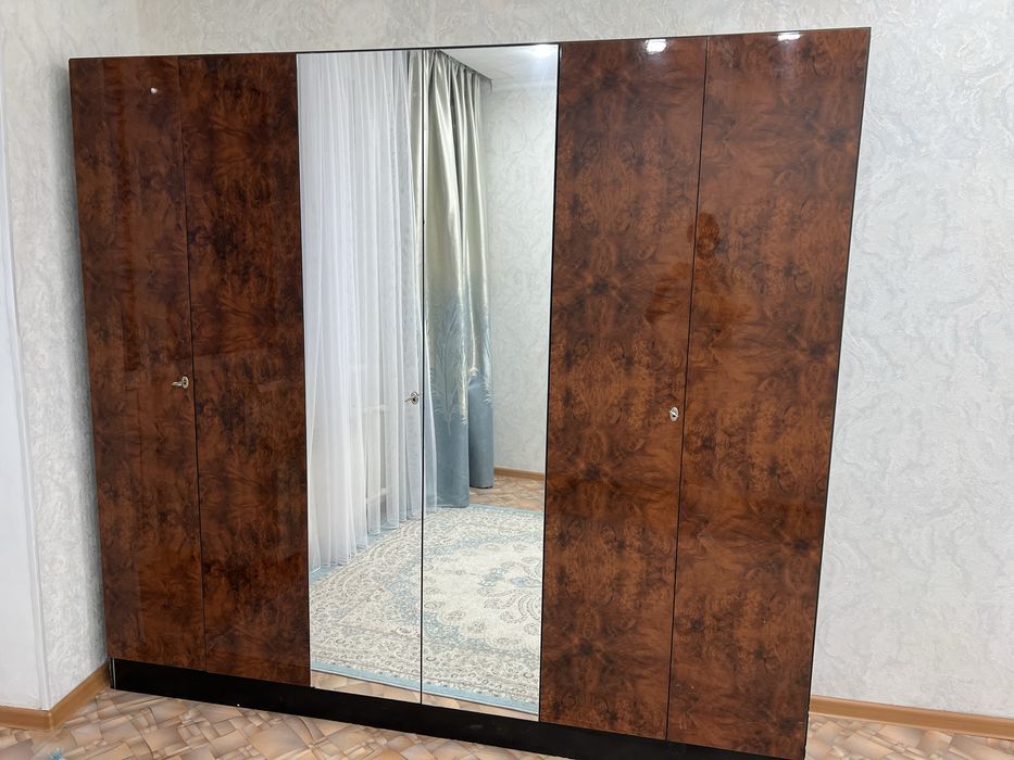 Продам шкаф недорого