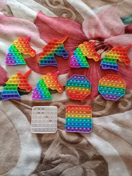 Продам поп иты .