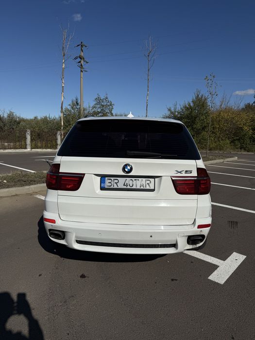 BMW X5 E70 M pachet XDRIVE 40D - accept şi variante cu maşini peste 2018