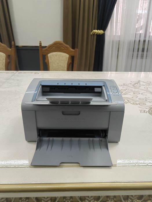 Принтер лазерный Samsung+2 картриджа