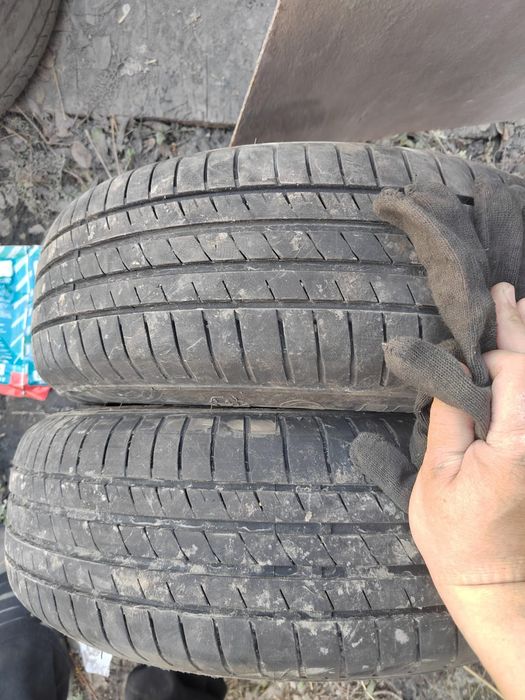 Продам пару летних шин