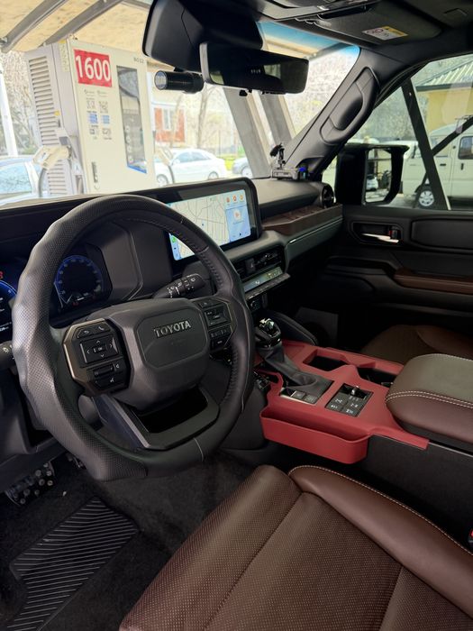 Продам Land Cruiser Prado 250 Full  2025 5 тыс пробег