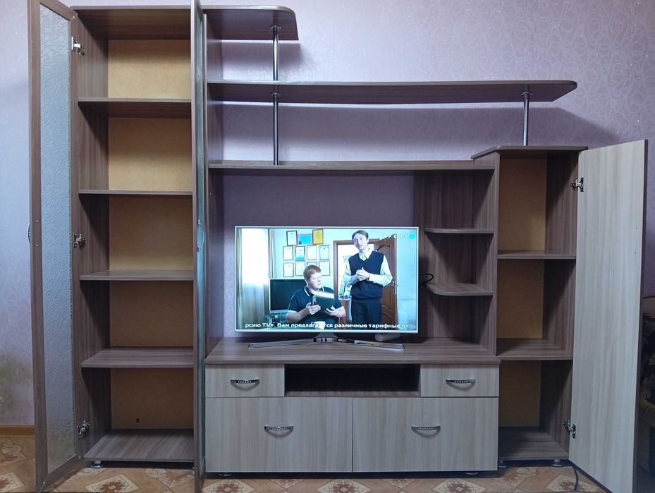 Стенка для гостинной.