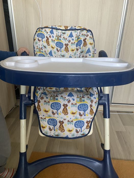 Scăunel de masă bebe , Mappy  folosit dar incă utilizabil .