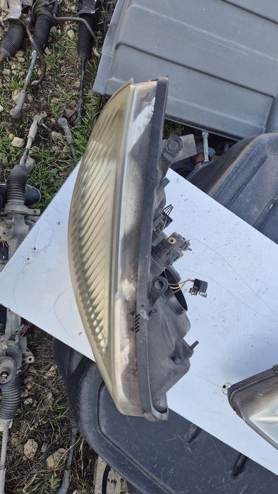 Оригинални Фарове за Рено Сценик 2 2003- 2006г