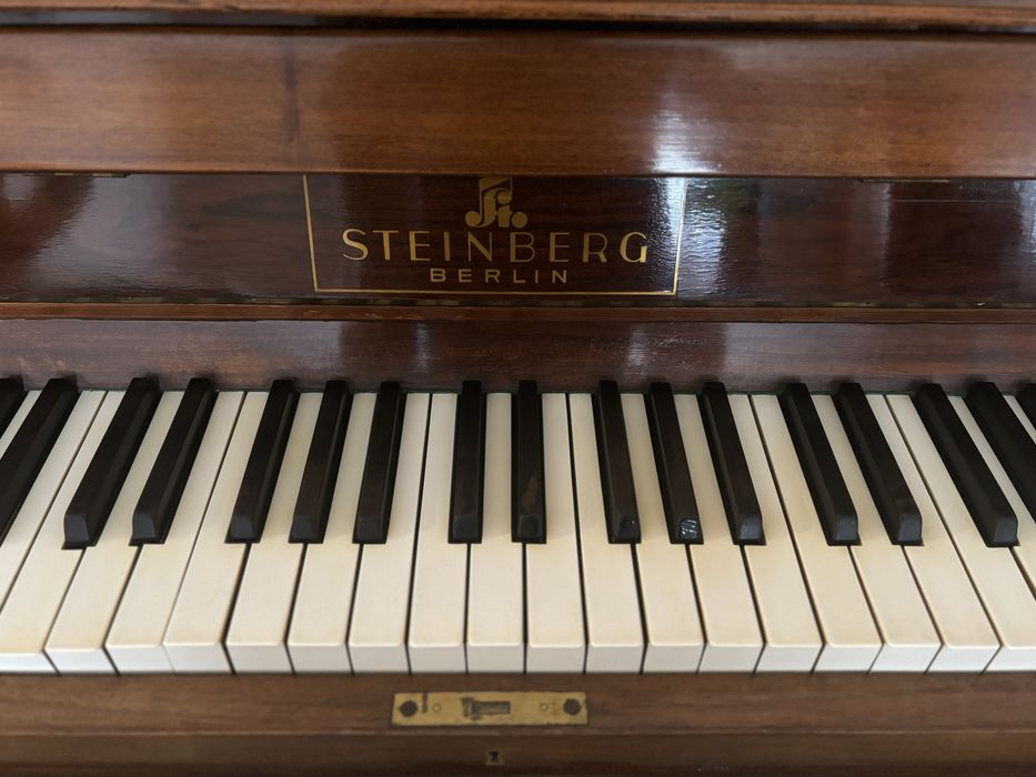 Pianină Steinberg Berlin