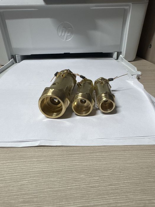 Предохранительный клапан-спускник