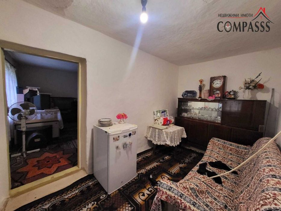 с. Равнец, Общ. Ген. Тошево, къща с двор – 39000лева!