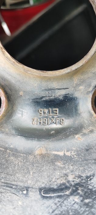 Продам диск с резиной R15