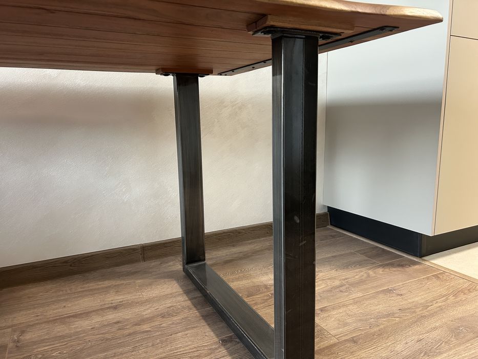 Кухненска маса от масив