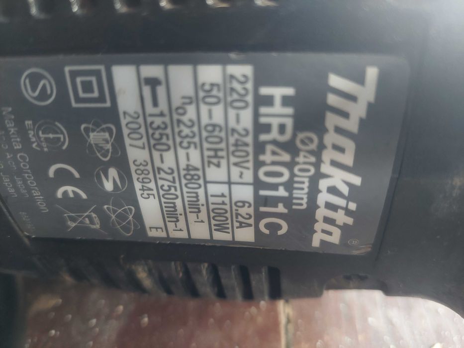 Перфоратор Макита