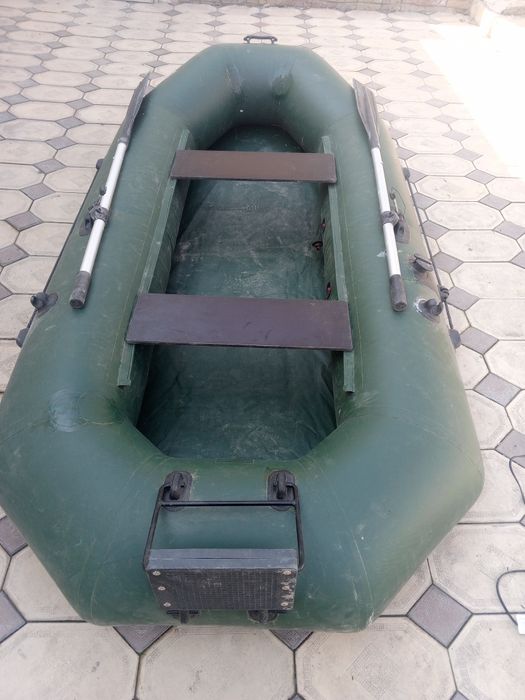 Продам лодку  пвх