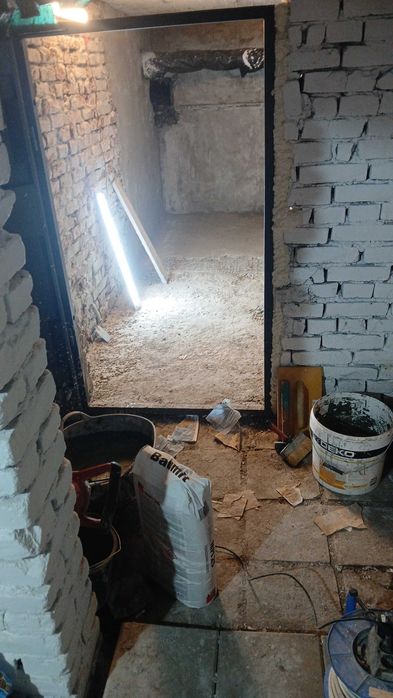 Занимавам се със строителство, ВиК, облицовка, почистване и всичко свързано с ремонти на дома.