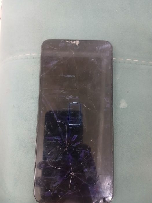 Продам Redmi 13 C