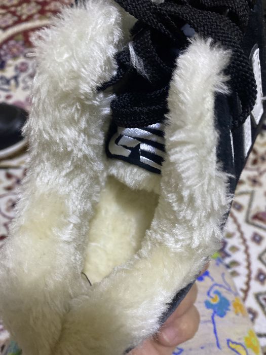 Кроссовка размер 44