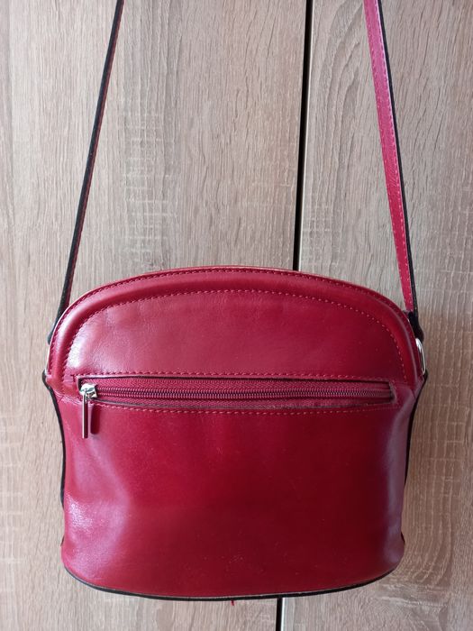 Малка дамска чанта