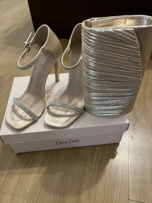 Junona Официална рокля