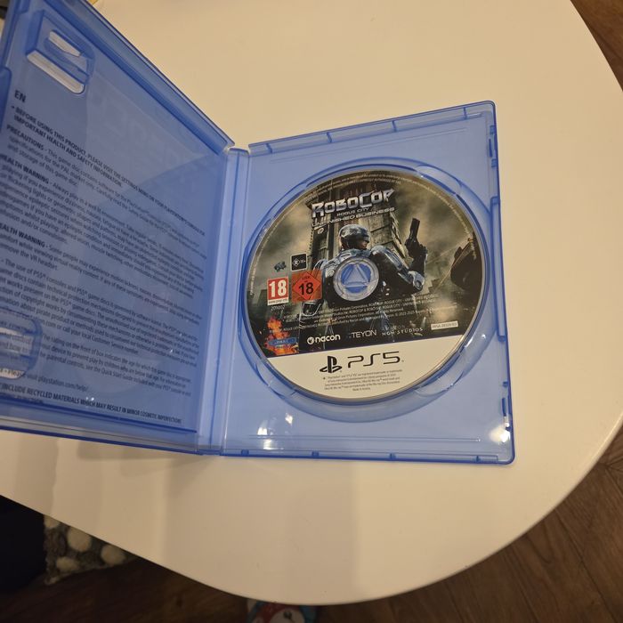 Продавам видеоигра Robocop Unfinished Business за PS5
