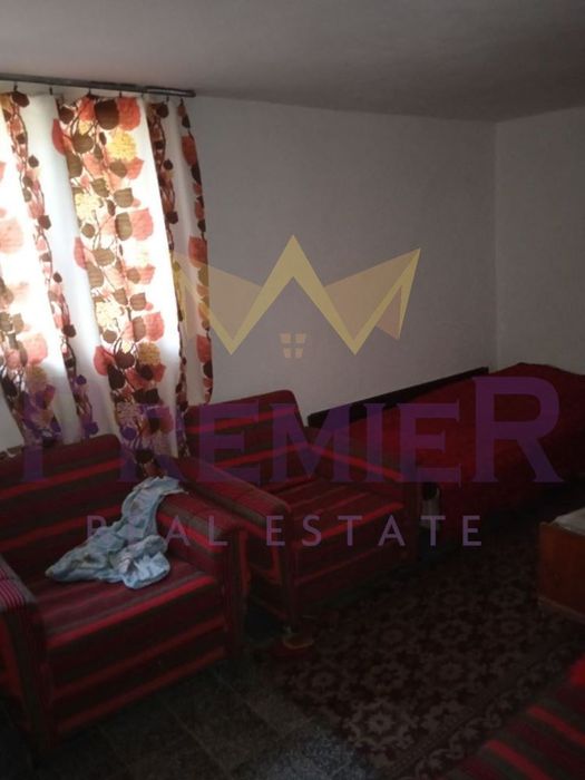 Къща в Добрич, област-к.к.Албена площ 80 цена 105000