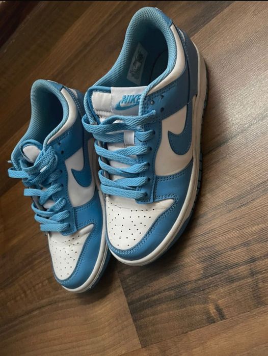 Nike Dunk Low “University Blue”