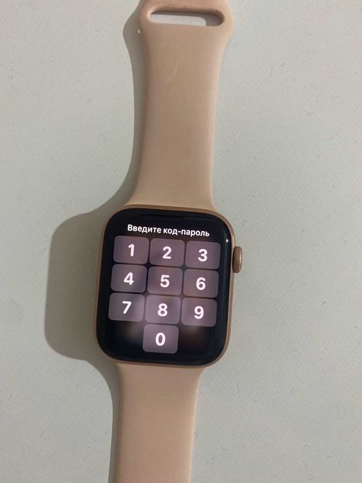 Apple Watch SE 44 мм