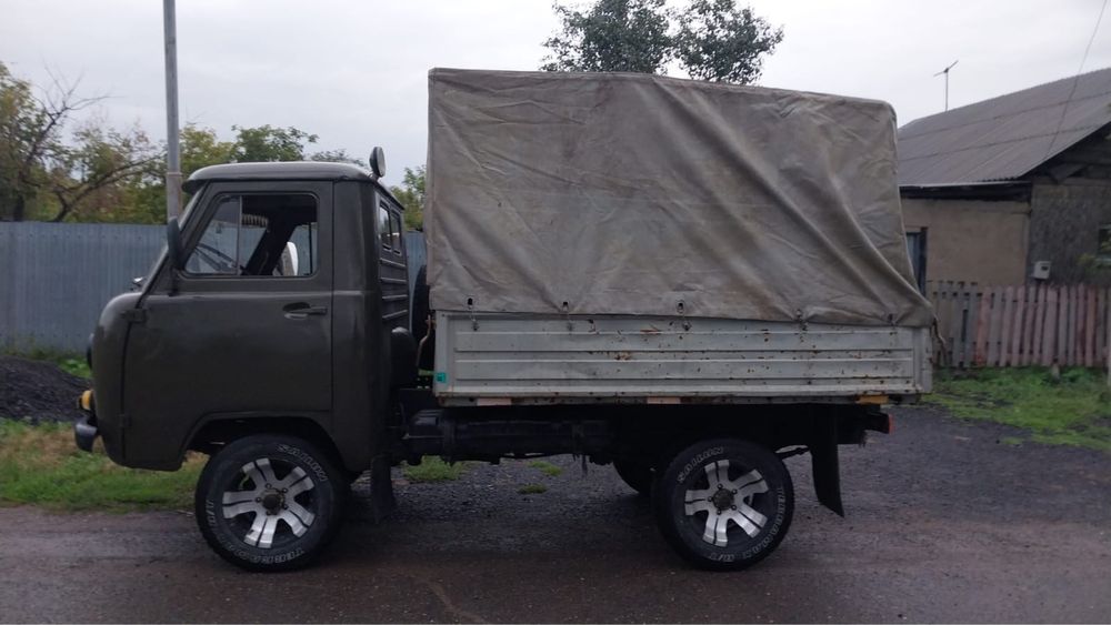 Продам уазик срочно