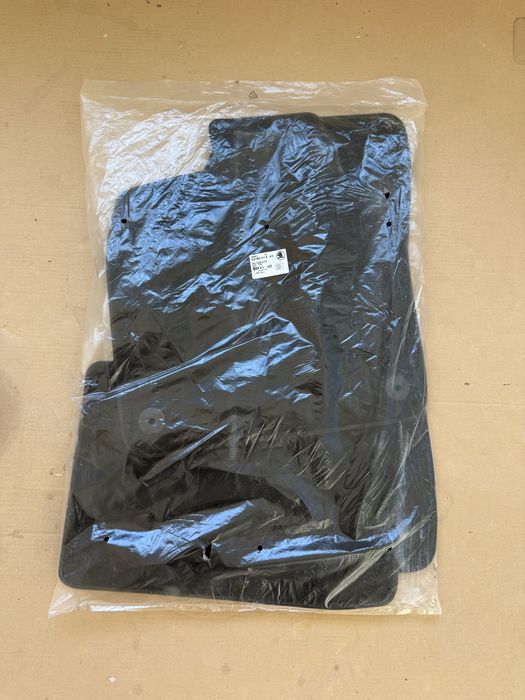 Стелки Skoda Enyaq IV 4 | 2025