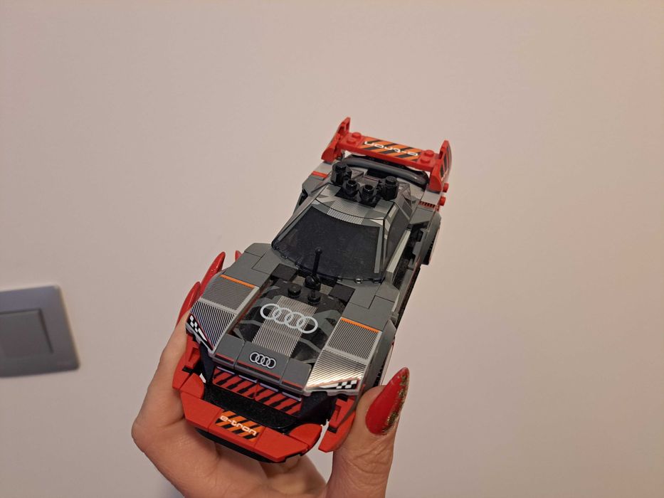 LEGO  пистова кола