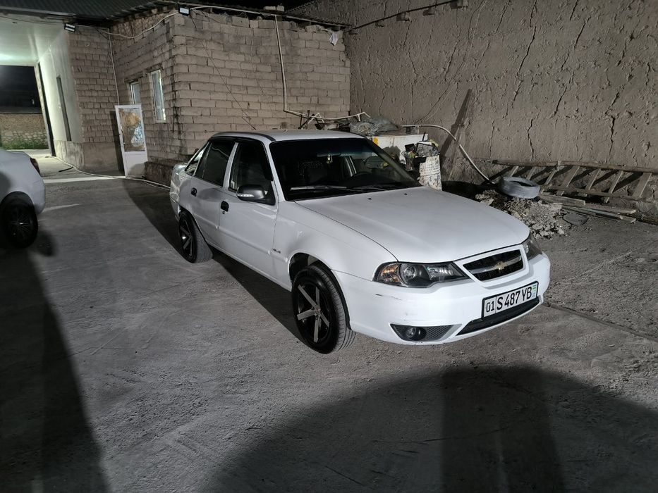 Нехиа 2 2013 йил 1.6 донс