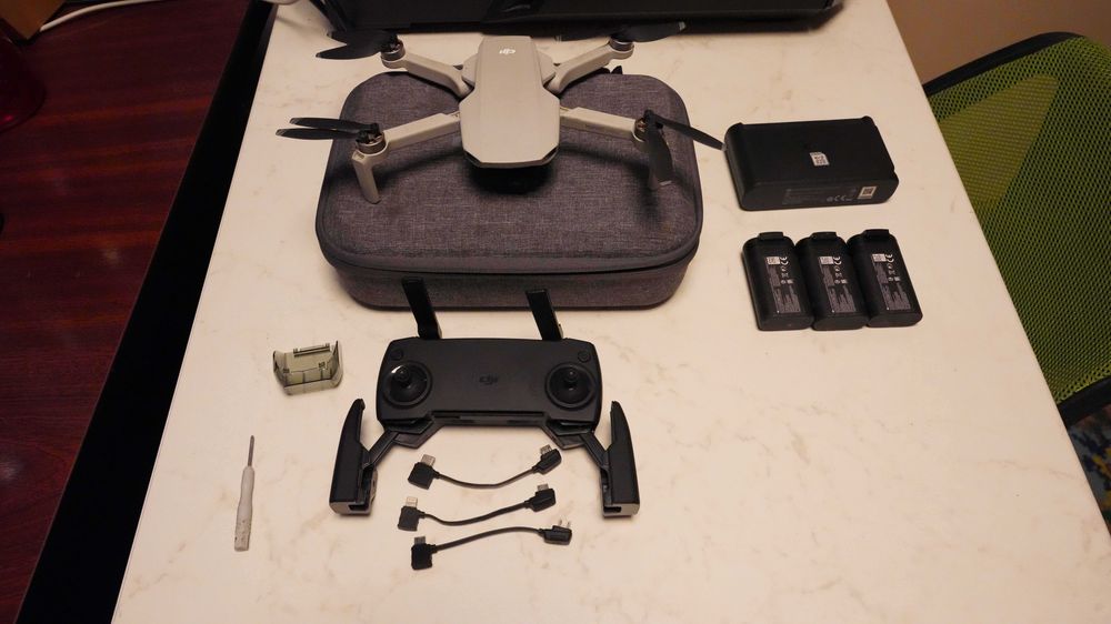 DJI Mavic Mini + Fly More Combo kit (protectoare elice lipsa)