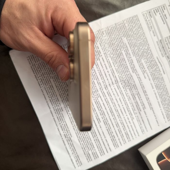 Iphone 16 pro max desert