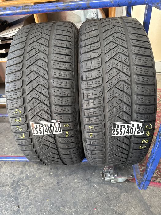 255/40/20 Pirelli M+S