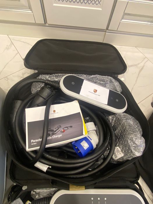 Stație de încărcare auto Încărcător auto Porsche
