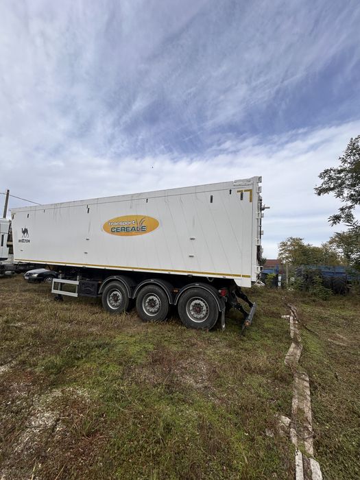 Ofer spre inchiriere