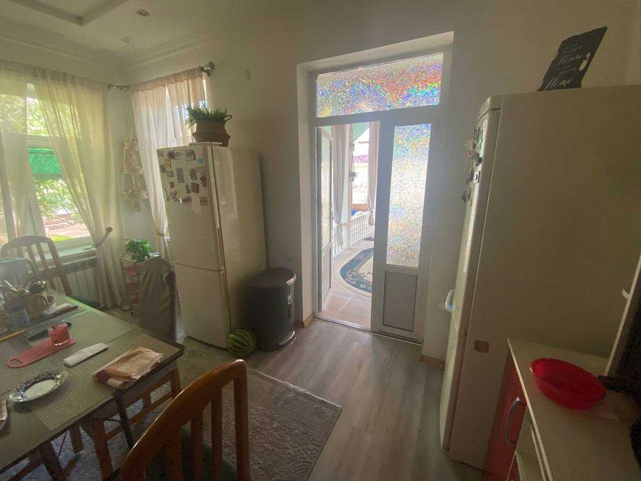 Ул Ракат Текстильный институт 6 комн, 6 сот.