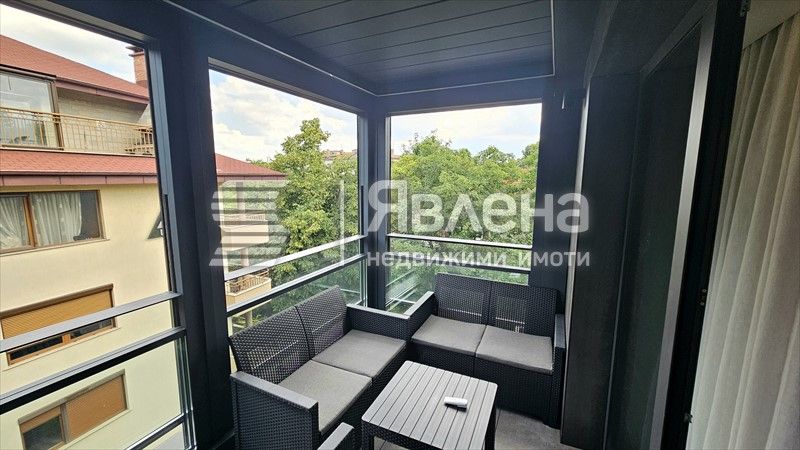 Дава се под наем Тристаен апартамент в София, Изток - 95 кв.м за 1650 € - Снимка #6
