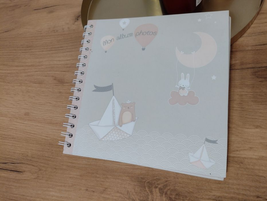 Бебешки албум , 48 снимки