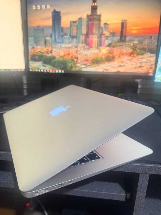 MacBook Air 2013 — продаю Б/У