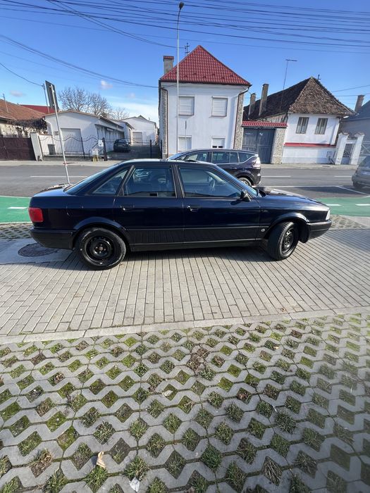 Audi 80