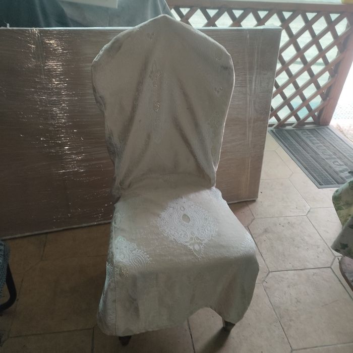 Продам стулья со столом