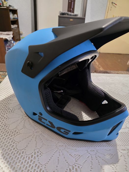 Каска за DH  TSG