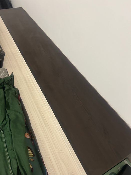 Четирикрилен гардероб с две нощни шкафчета и ракла