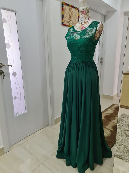 Vand rochie marimea 38