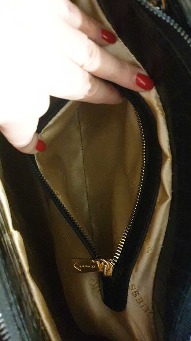 дамска чанта \ GUESS