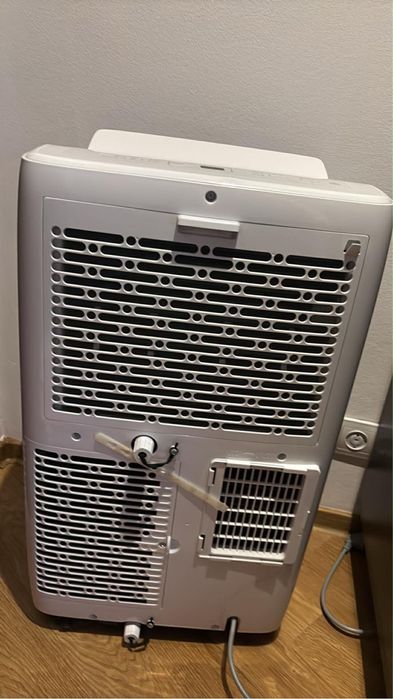 Aer conditionat portabil Hisense