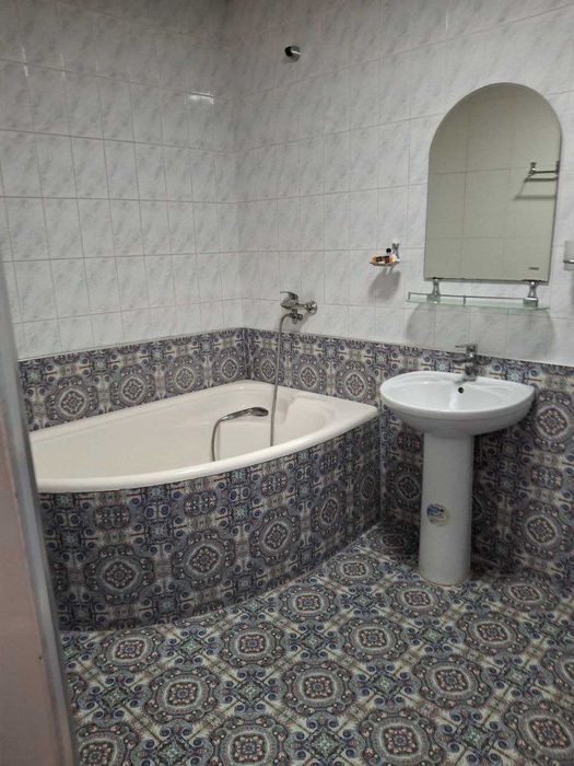 №3772. Уй мехмнхона Сотилади!