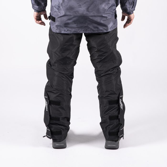 Pantaloni de ploaie Leatt ADV Rain Cover negru